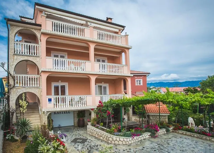 In With Balcony, Air Conditioning, Wifi, Washing Machine * Lopar