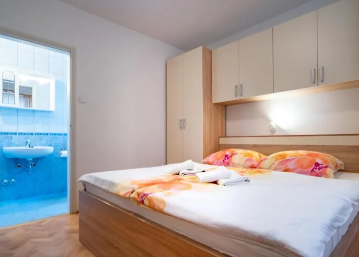 In With Balcony, Air Conditioning, Wifi, Washing Machine Appartamento Lopar