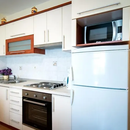 In With Balcony, Air Conditioning, Wifi, Washing Machine Διαμέρισμα